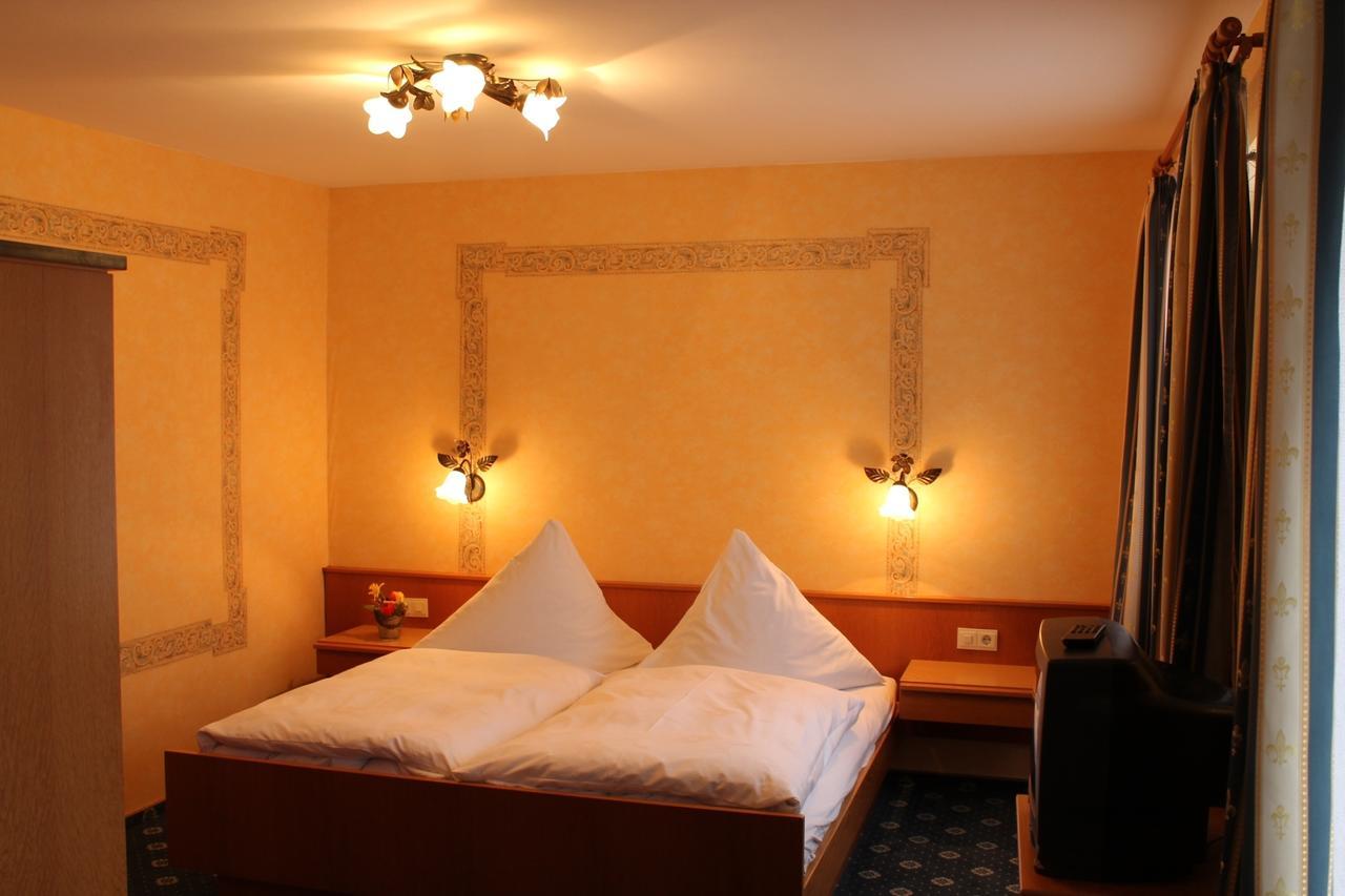 Hotel-Gasthof Zum Hirschen Durrwangen Pokoj fotografie