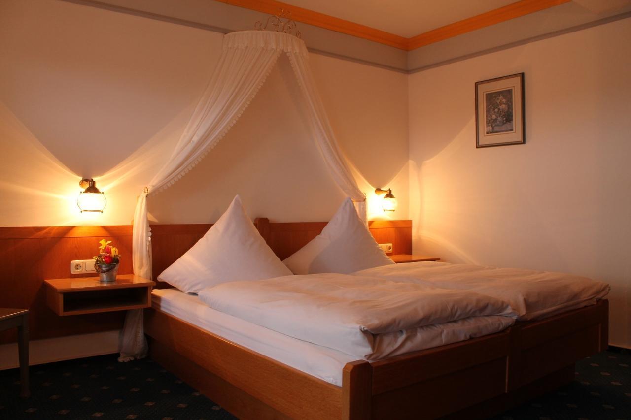 Hotel-Gasthof Zum Hirschen Durrwangen Pokoj fotografie